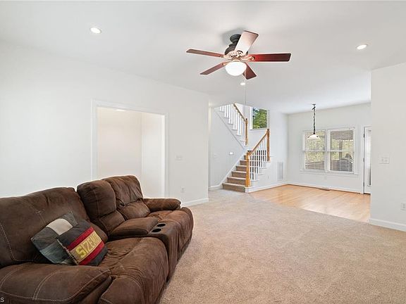 5th image of 5487 Amick Rd