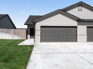 12114 W Shadow Lakes St, Wichita, KS 67205