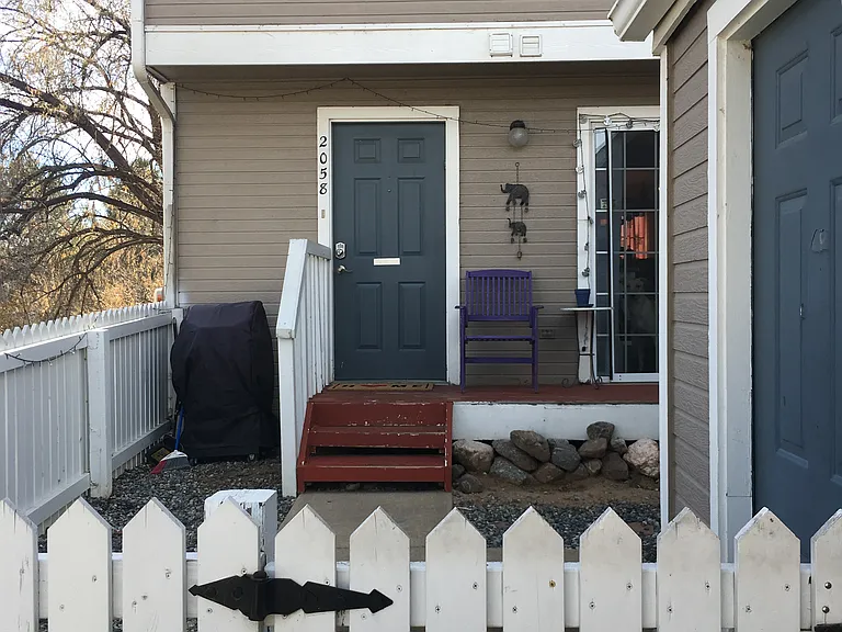 2058 Sunridge Cir — Photo 5