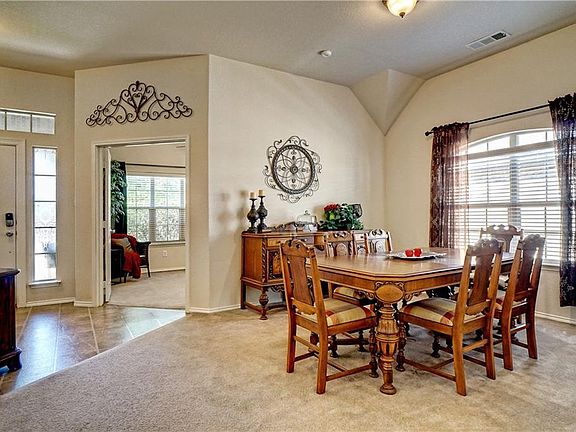 3rd image of 704 Tradewind Dr