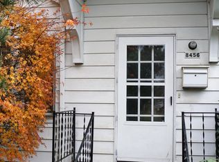 8456 SE Stark St, Portland, OR 97216