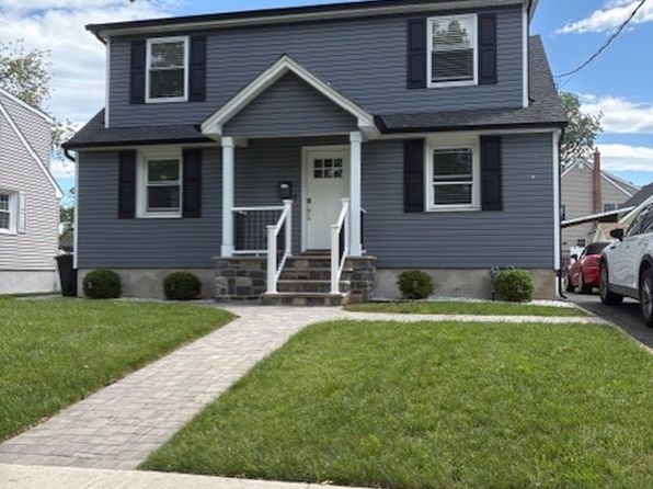 404 Walnut St