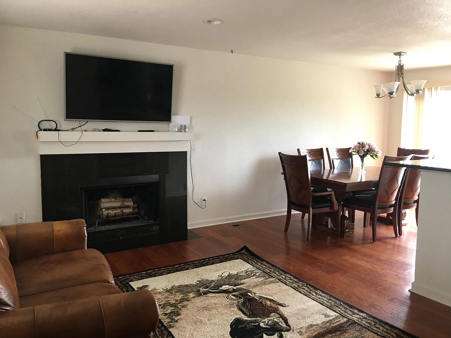 2 bed, 1570 sqft, $1,875 — Photo 2
