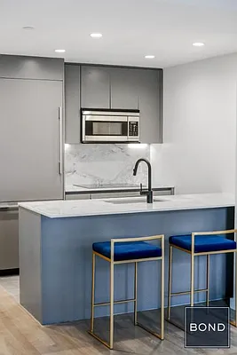Rented by Bond New York | media 21