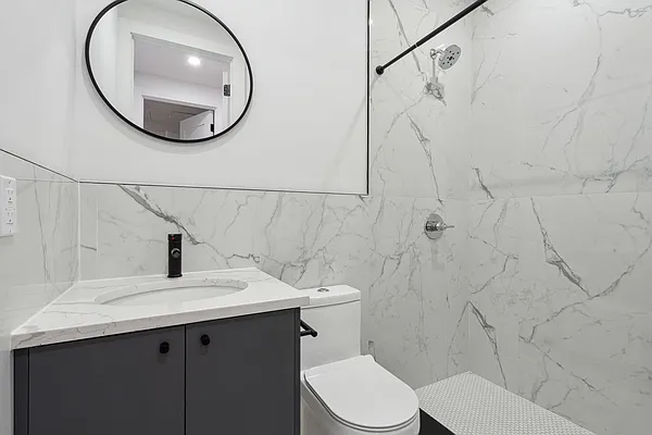 Rented by Freestone Property Group | media 9