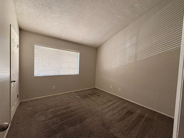 7801 N 44th Dr #1125 — Photo 8