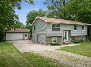 602 E South St, Winterset, IA 50273