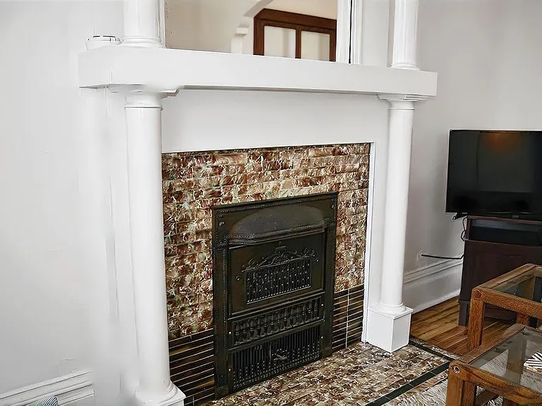 1468 N King St — Photo 6