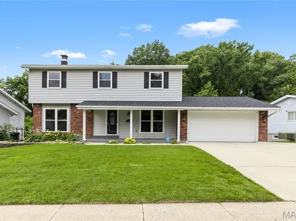 14620 Avocado Ln, Florissant, MO 63034