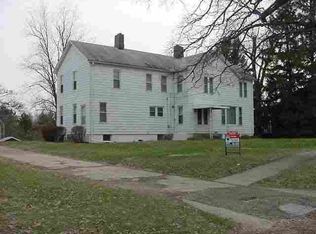 401 E Parkside Dr, Washburn, IL