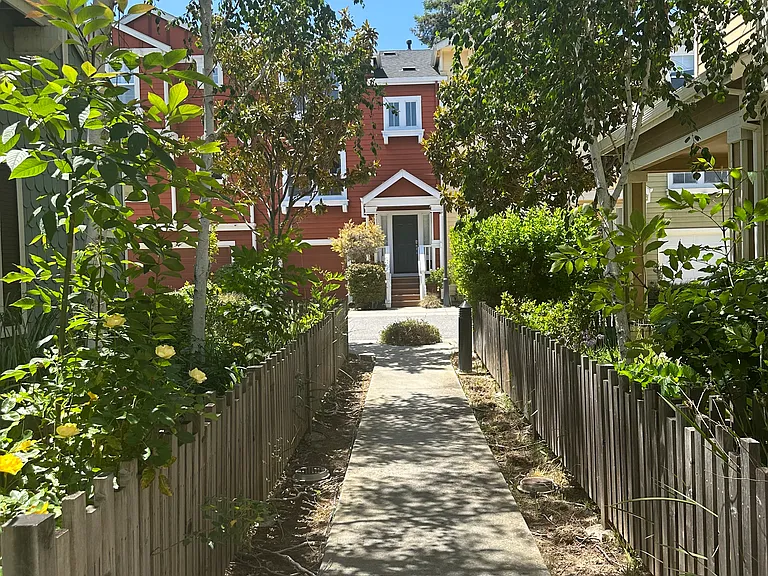 Best possible Feng Shui - per a master. You will love to come back to the house through this path.