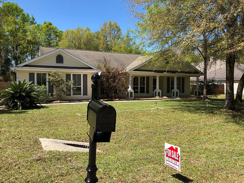 1st image of 24 Hummingbird Ln