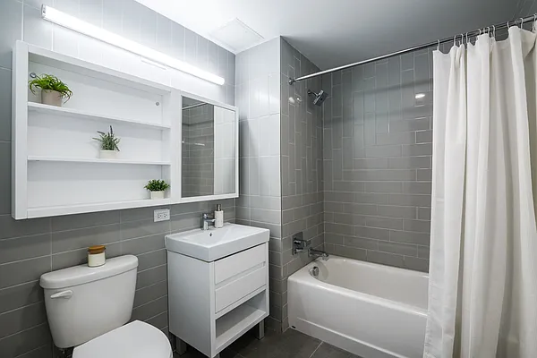 Rented by MNS | media 28