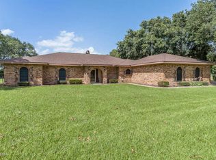 641 Country Ridge Rd, Opelousas, LA 70570