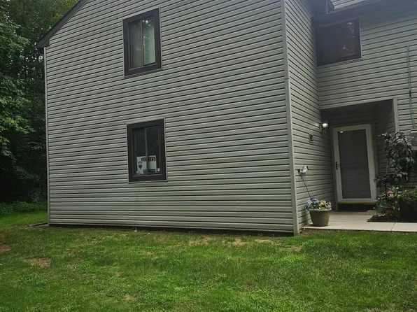 55 Holly Dr #7, Reading, PA 19606