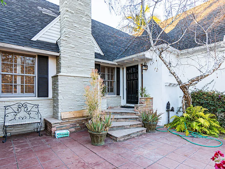 863 Manning Ave — Photo 38