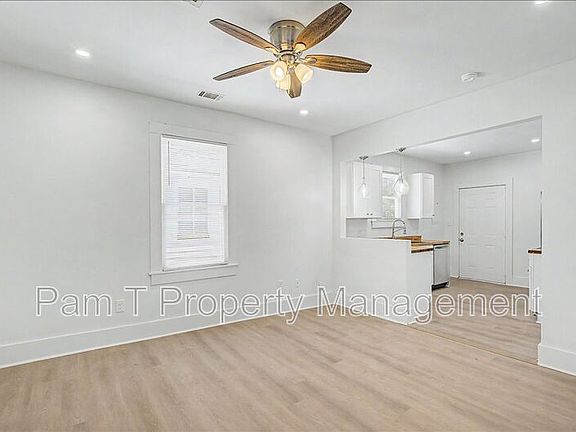 4th image of 615 W 39th St Unit B