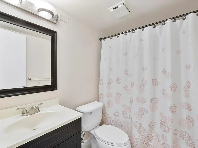 6519 Coral Lake Dr #207 — Photo 7