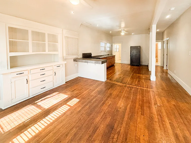 2055 Kettner Blvd — Photo 2