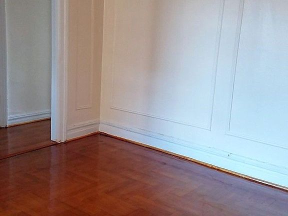 2nd image of 2800 Bailey Ave APT 32B