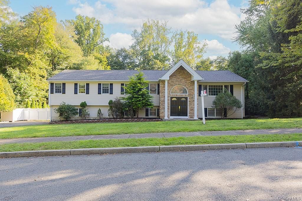 20 Linda Lane, Pearl River, NY 10965 MLS H6268955 Zillow