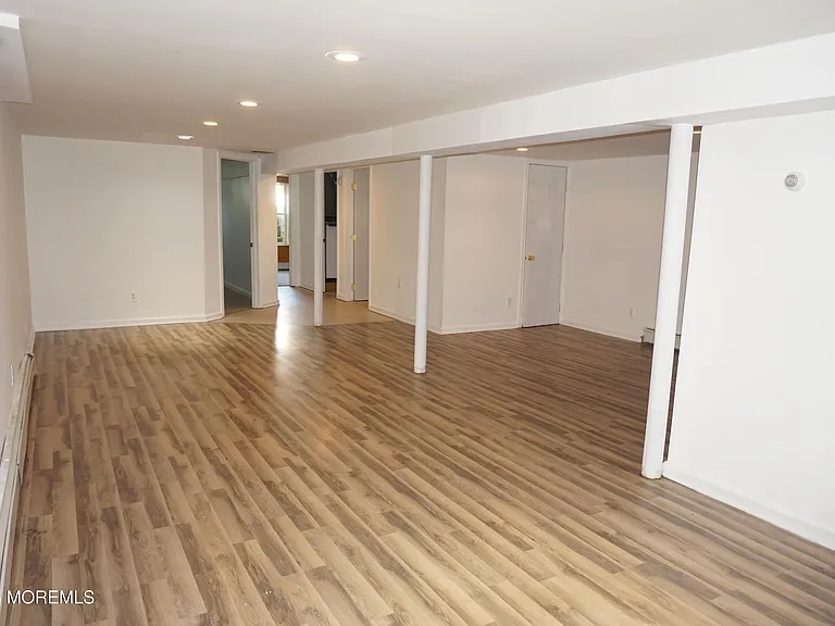 1385 W Veterans Hwy — Photo 16