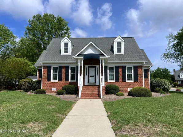 1515 Paramore Drive, Greenville, NC 27858