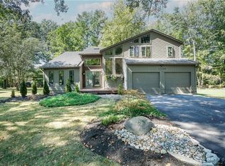 3399 Shadow Ridge Dr, Loveland, OH 45140