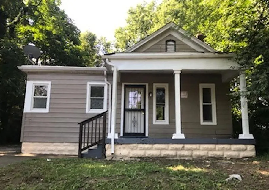 4 bed, 1463 sqft, $1,350 — Photo 1