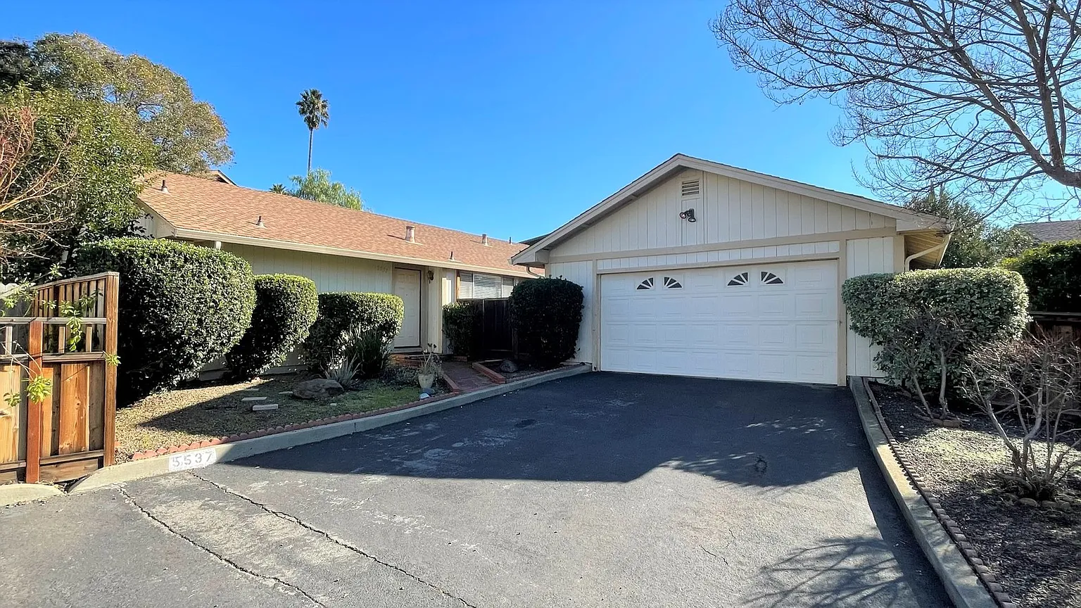 5537 Guadalupe Ct photo 1