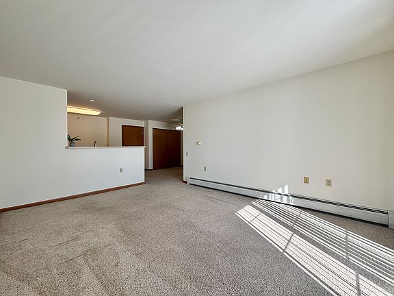 5th image of 1048 Enterprise Dr #200