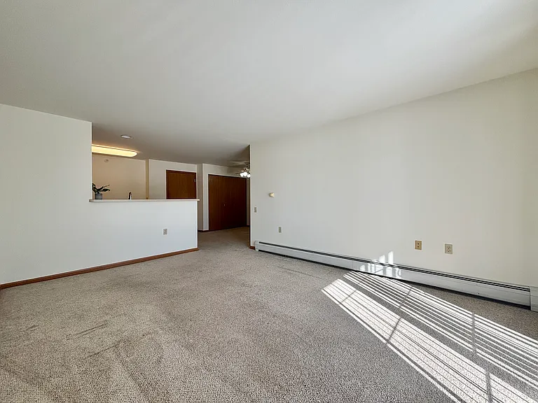1048 Enterprise Dr #200 — Photo 5