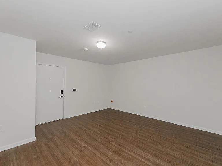 162-170 S Orange Ave #404 — Photo 10