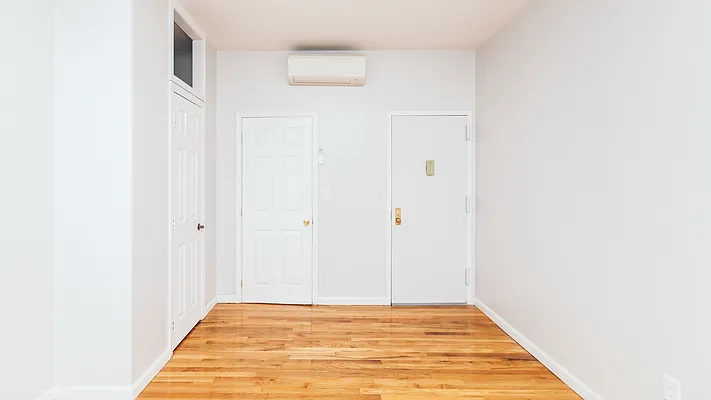 Rented by Nooklyn NYC LLC | media 10