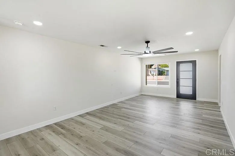 2 bed, 834 sqft, $3,100 — Photo 3