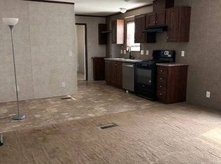 911 18th Ave N, Wahpeton, ND 58075