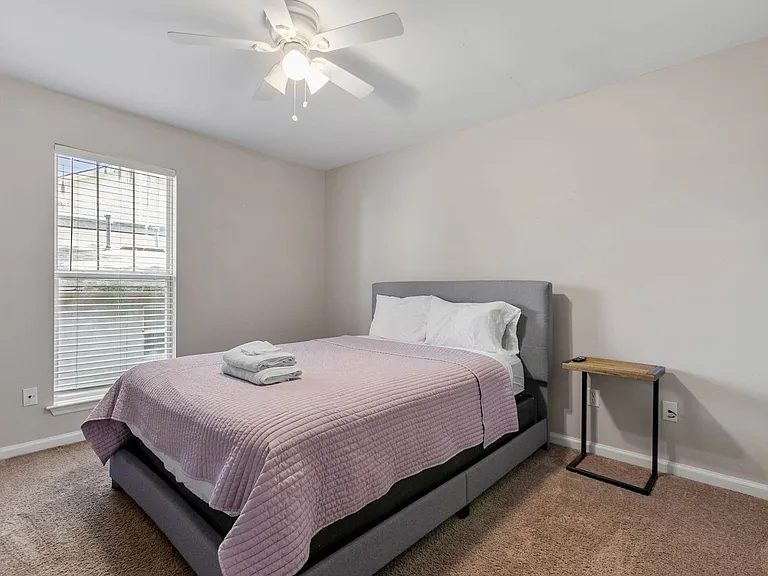 1235 N. Bronough Street — Photo 25