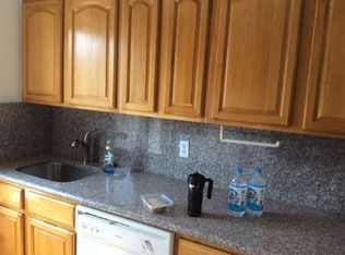 270 5th Ave #3R, Brooklyn, NY 11215