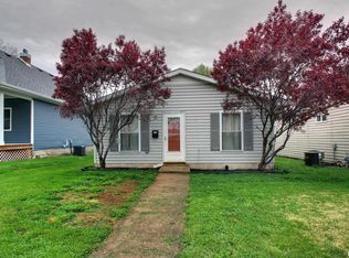 2014 Chestnut St, Quincy, IL 62301