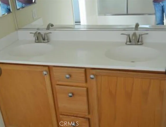 7841 Danbury Dr — Photo 20