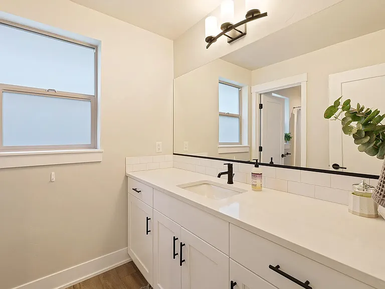 4541 SW 36th St — Photo 18
