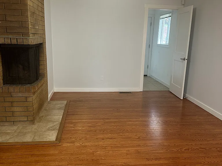 2123 167th Ave NE — Photo 11
