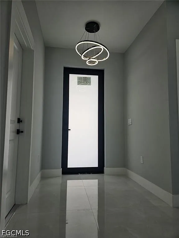 3 bed, 2.0 bath, 1200 sqft, $1,780 — Photo 3