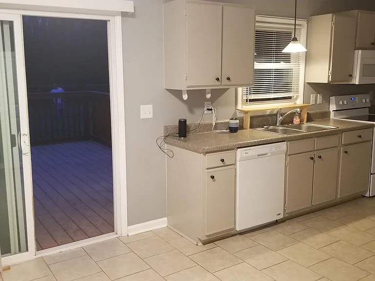4311 Bridge St — Photo 10