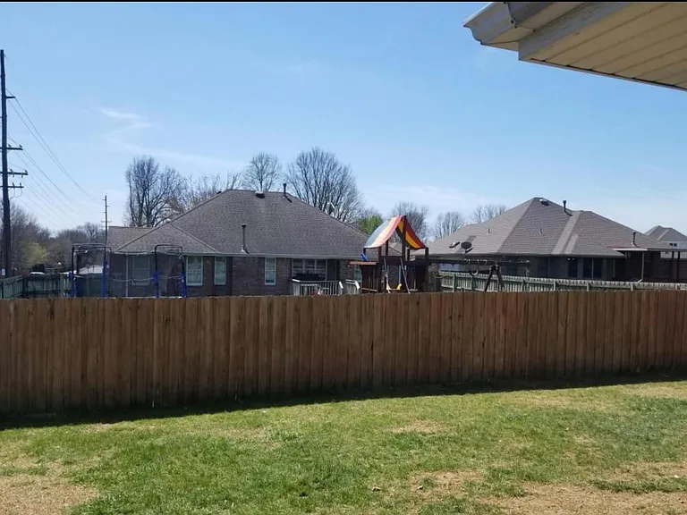 4595 S Park Ave — Photo 23