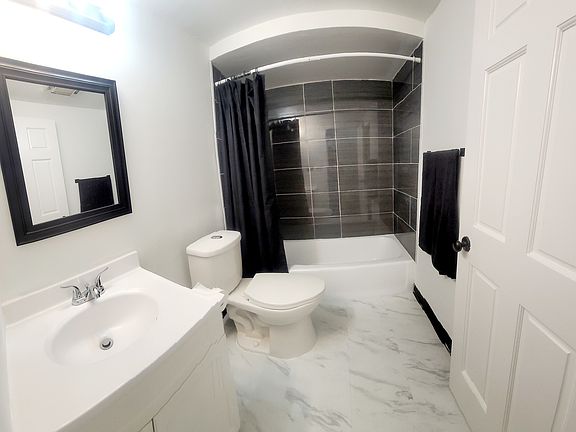 3rd image of 4425 Blackhawk Ln APT 101