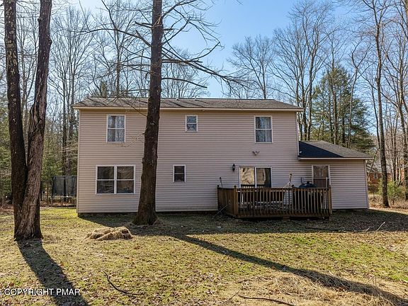 4th image of 207 George Dr