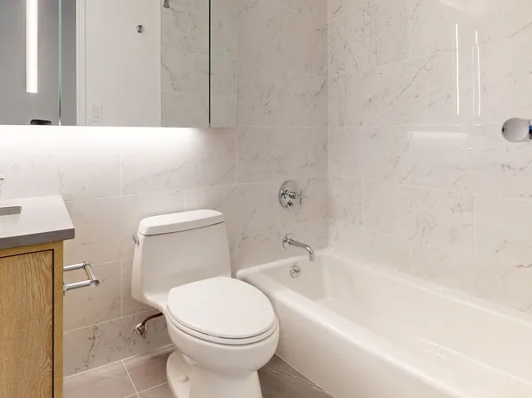 260 West 52nd Street image 3 of 8