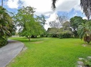 14300 Luray Rd, Southwest Ranches, FL 33330