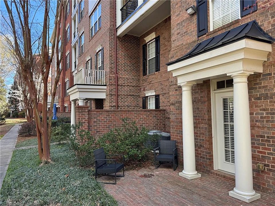 1st image of 4885 Ivy Ridge Dr SE #101